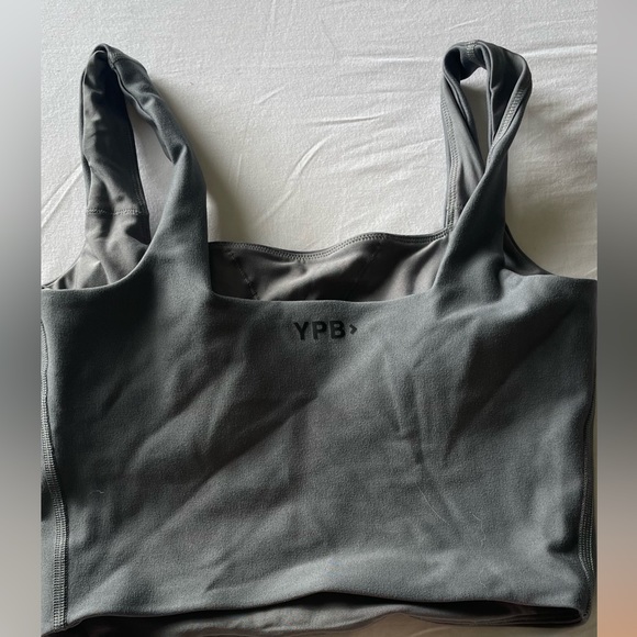 Abercrombie YPB Tank - Picture 2 of 2